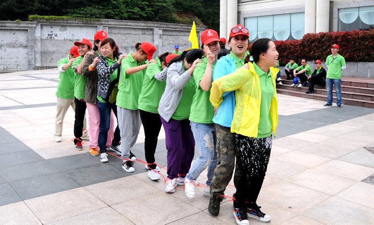 華億員工密切協作、步調一致,輕松完成拓展項目