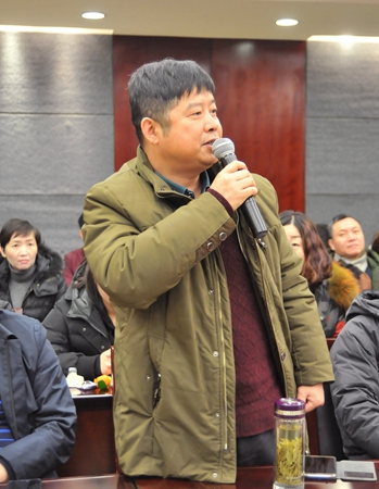 華億置業公司副總經理、南陵華億房開公司總經理馬林拜年